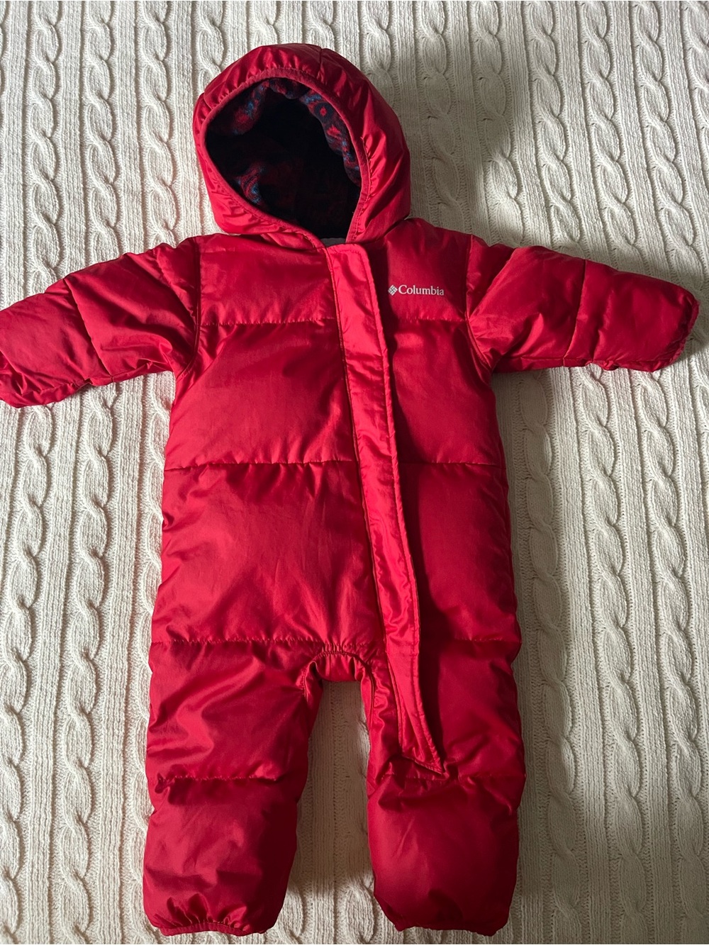 Columbia Snuggly Bunny down filled bunting snow suit size 6-12 months